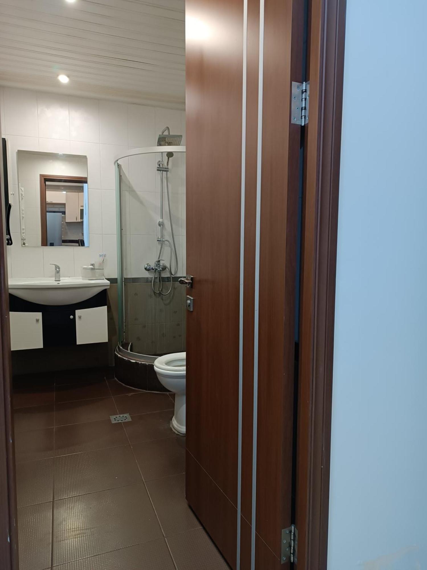 Rent Inn Yerevan On Sakharov Square Ngoại thất bức ảnh